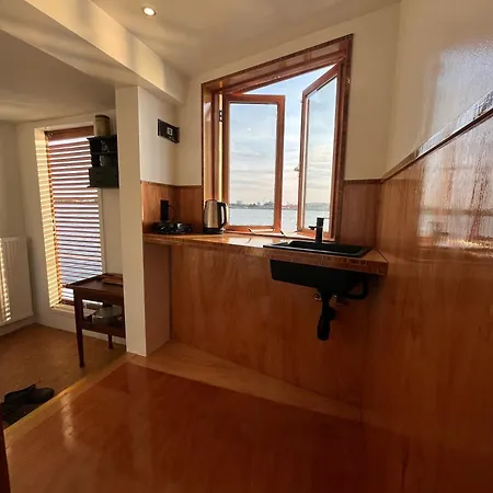 Casey's View House Boat Amsterdam