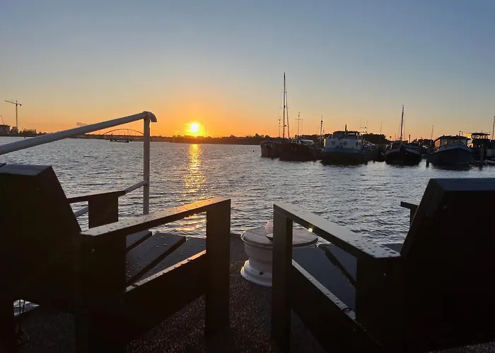 Casey's View House Boat 암스테르담