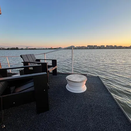 Casey's View House Boat 4* Amsterdam