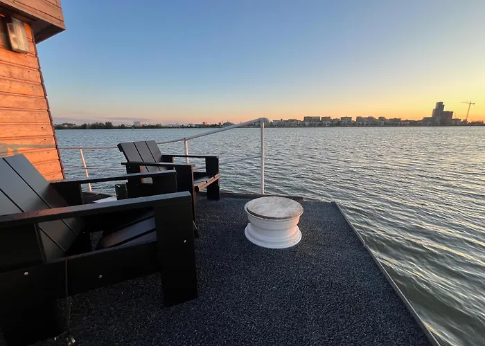 Casey's View House Boat 4* Amsterdam