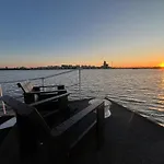 Casey's View House Boat 4* Amsterdam